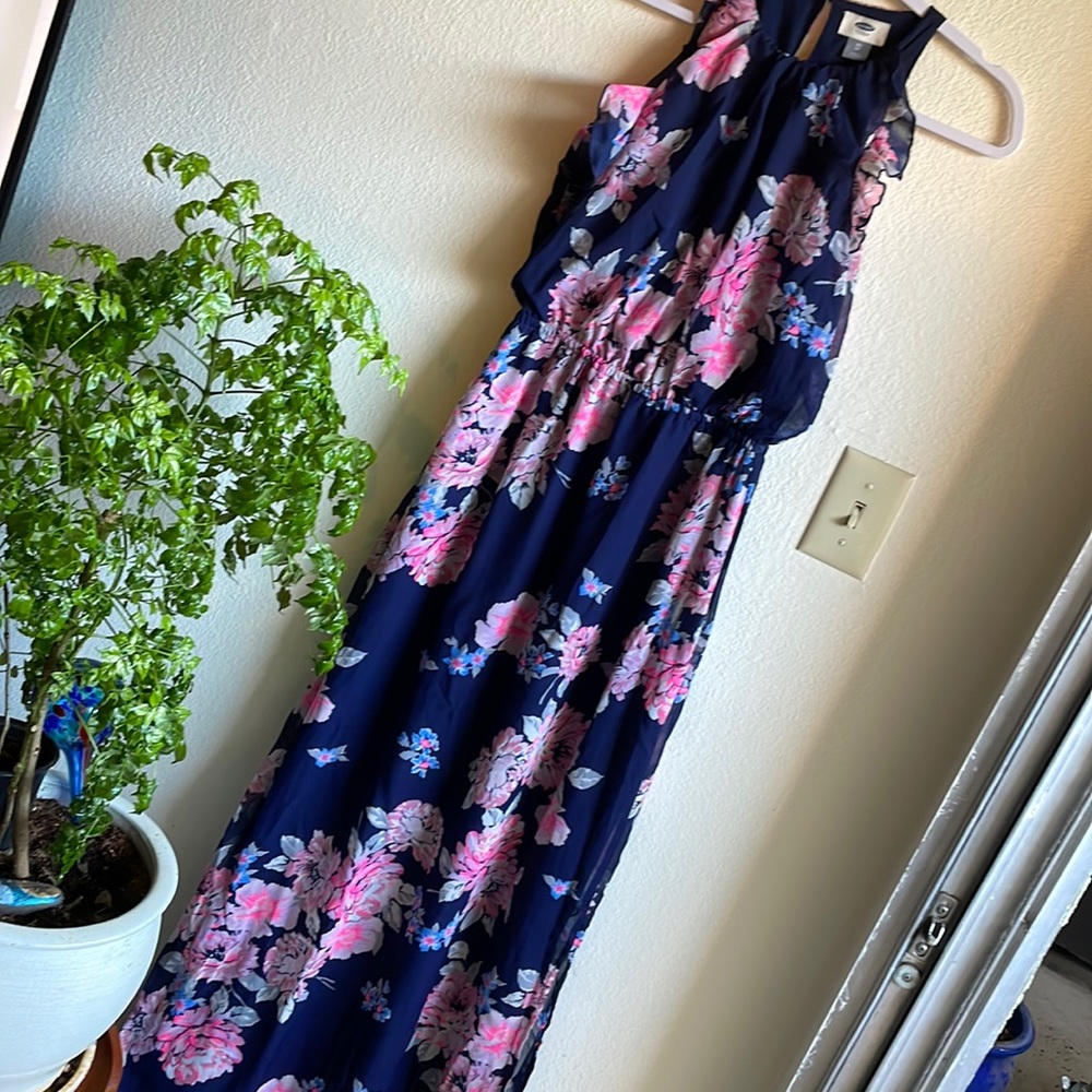 Long floral maxi dress